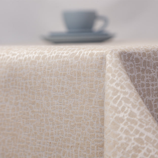 Jacquard Stone Beige – Elegant akrylduk med jacquardvevd mønster