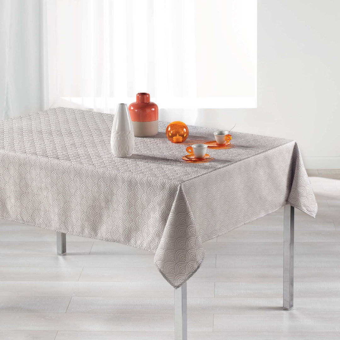 Tokio Jacquard Perle 140x250 cm – Damaskduk med flekkavvisende behandling, miljøbilde