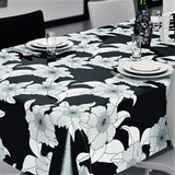 Vibi sort, voksduk med strekblomster