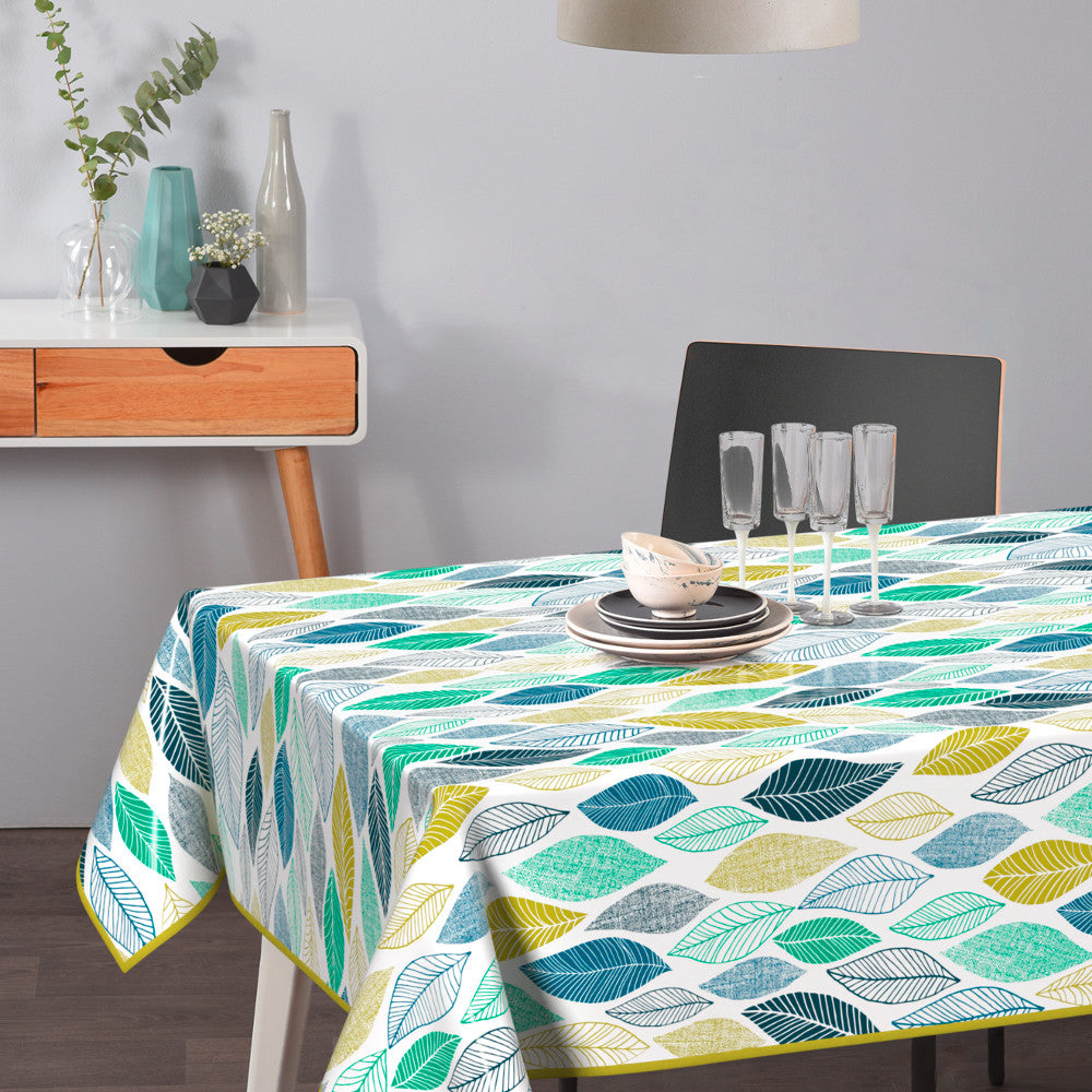 Cascade – Voksduk med struktur og blader i blå og grønne nyanser