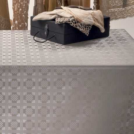 Damask Carre Classic Taupe – damaskpreget voksduk