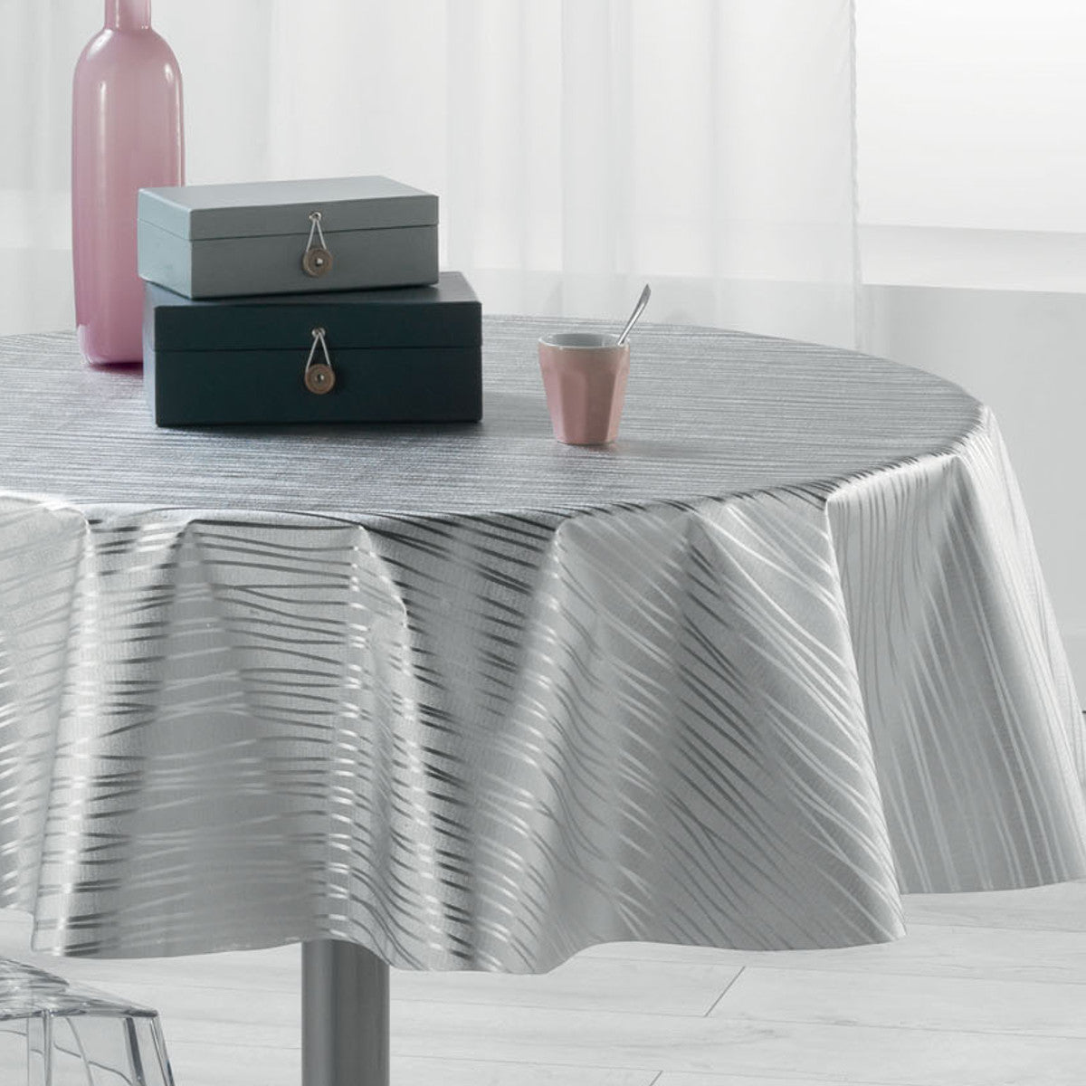 Metallise Wavy grå - Rund voksduk, Ø 155 cm