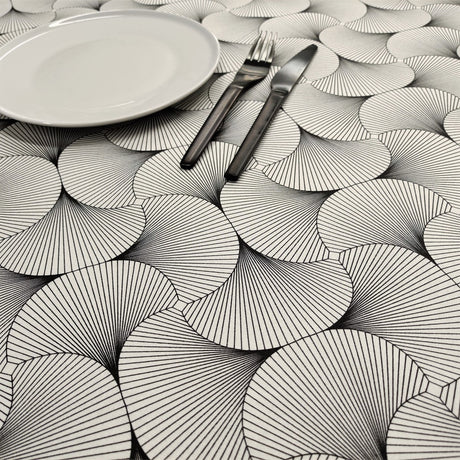 York Sort - Akrylduk i 100 % bomull med flott grafisk mønster, 155 cm bred